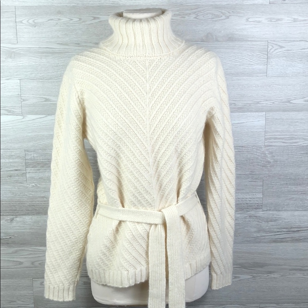Irish Wool Cashmere Blend Turtleneck Cream Sweater